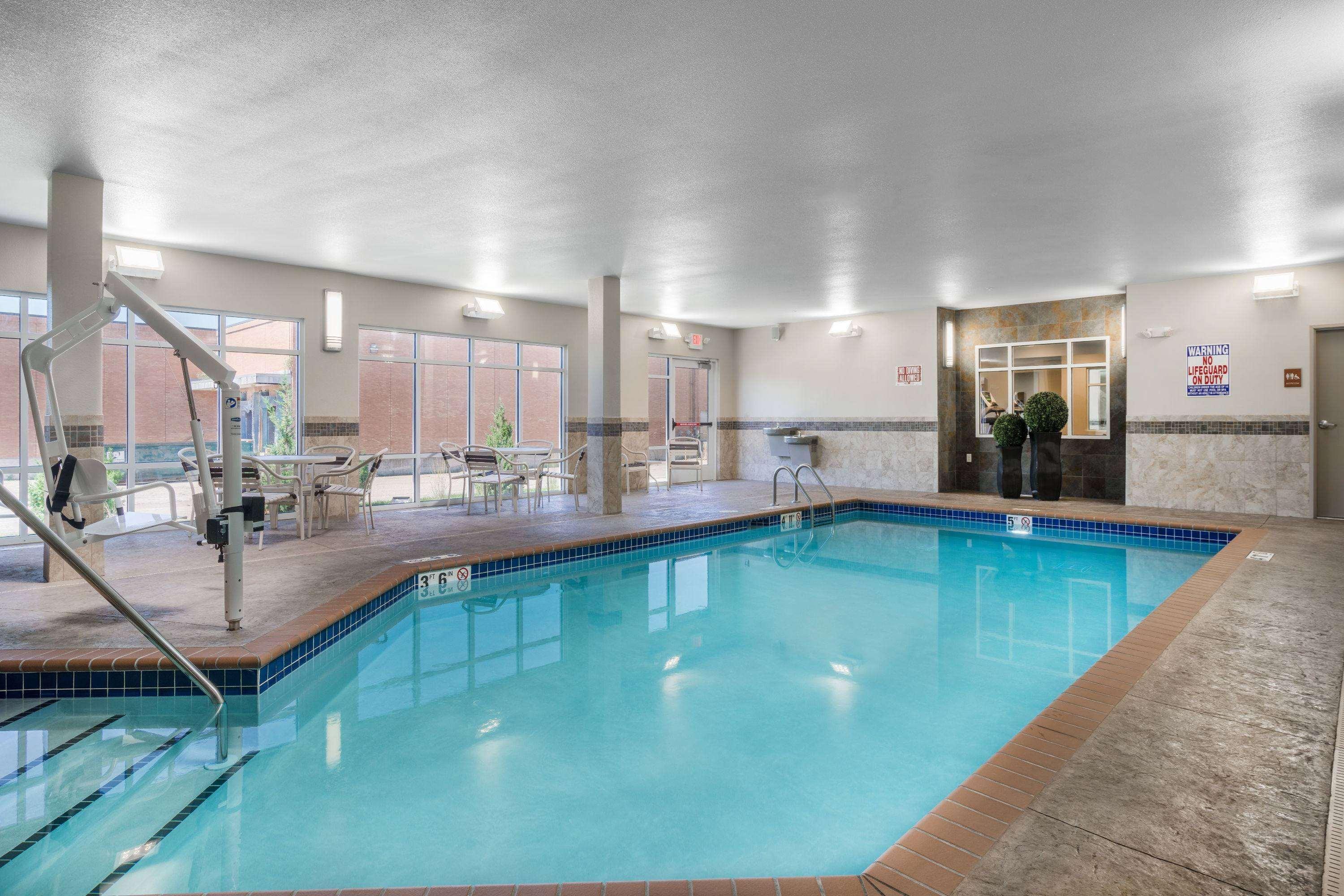 Americinn By Wyndham Winona Εξωτερικό φωτογραφία